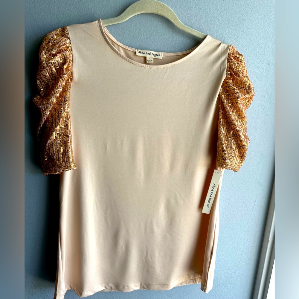 Above & Beyond size PL beige/gold sequin sleeves